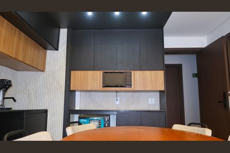 Cozinha - Armários de apartamento para alugar com 1 quarto, 70m² em Setor Bueno, Goiânia