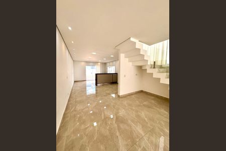 Casa de Condomínio à venda com 3 quartos, 110m² em Alphaville, Santana de Parnaíba