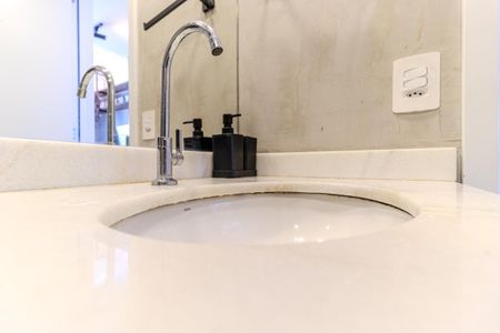 Studio para alugar com 30m², 1 quarto e sem vaga Studio para alugar com 30m², 1 quarto e sem vagaBanheiro