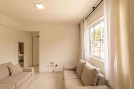 Sala de apartamento para alugar com 1 quarto, 34m² em Portão, Curitiba