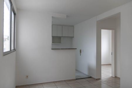 Sala de apartamento à venda com 2 quartos, 53m² em Estrela do Oriente, Belo Horizonte