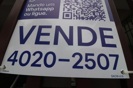 Casa à venda com 170m², 3 quartos e 2 vagasFachada