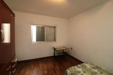 Casa à venda com 170m², 3 quartos e 2 vagasQuarto