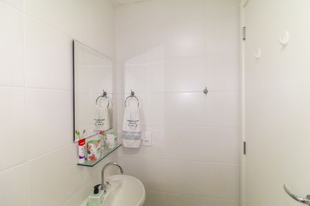 Apartamento para alugar com 36m², 2 quartos e sem vagaBanheiro