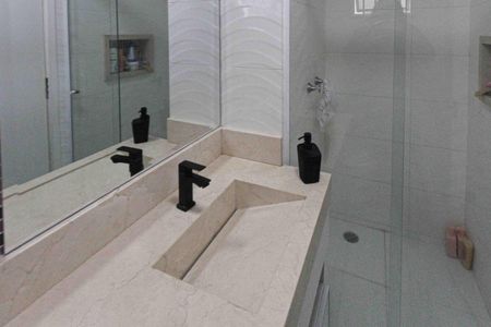 Apartamento à venda com 58m², 2 quartos e 1 vagaBanheiro da Suite