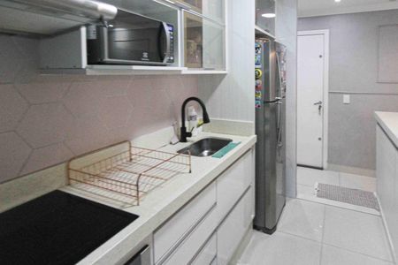 Apartamento à venda com 58m², 2 quartos e 1 vagaCozinha