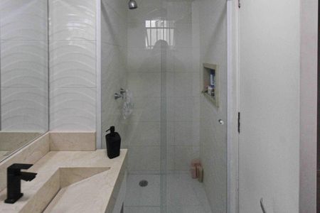 Apartamento à venda com 58m², 2 quartos e 1 vagaBanheiro da Suite