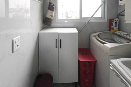 Apartamento à venda com 58m², 2 quartos e 1 vagaÁrea de Serviço