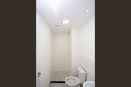 Apartamento para alugar com 34m², 2 quartos e sem vagaBanheiro