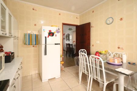 Casa à venda com 241m², 3 quartos e 3 vagasCozinha
