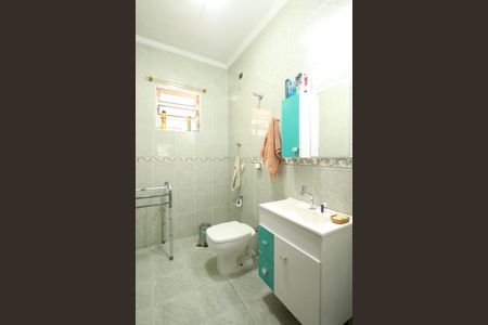 Casa à venda com 241m², 3 quartos e 3 vagasBanheiro 2