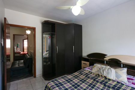 Casa à venda com 241m², 3 quartos e 3 vagasQuarto 1