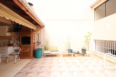 Casa à venda com 241m², 3 quartos e 3 vagasÁrea Gourmet