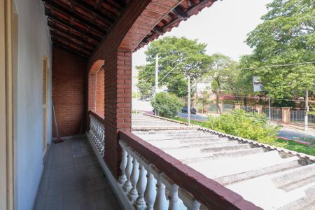 Casa à venda com 241m², 3 quartos e 3 vagasVaranda Quarto 1 e Quarto 2