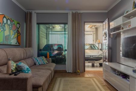 Casa à venda com 175m², 3 quartos e 2 vagas