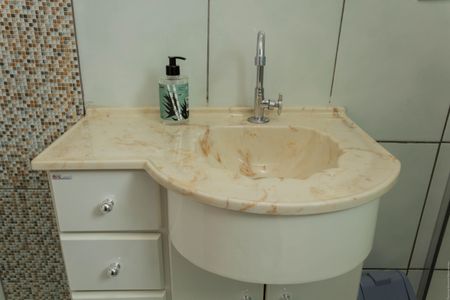 Casa à venda com 175m², 3 quartos e 2 vagas