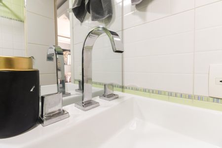 Apartamento à venda com 78m², 3 quartos e 2 vagas Apartamento à venda com 78m², 3 quartos e 2 vagasBanheiro Social