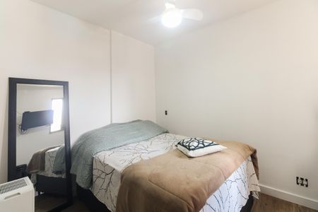 Apartamento à venda com 78m², 3 quartos e 2 vagas Apartamento à venda com 78m², 3 quartos e 2 vagasSuíte