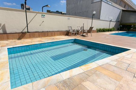 Apartamento à venda com 78m², 3 quartos e 2 vagas Apartamento à venda com 78m², 3 quartos e 2 vagasÁrea Comum - Piscina