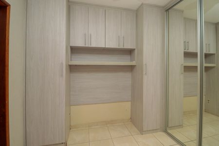 Casa para alugar com 135m², 3 quartos e 2 vagasSuíte