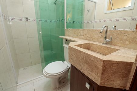 Casa para alugar com 135m², 3 quartos e 2 vagasBanheiro Social