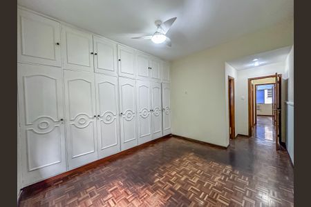 Apartamento para alugar com 110m², 3 quartos e sem vaga