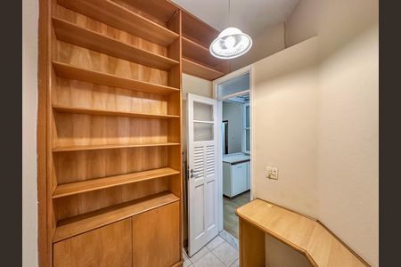 Apartamento para alugar com 110m², 3 quartos e sem vaga