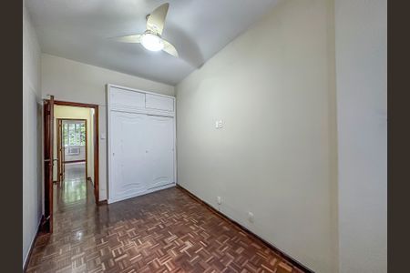 Apartamento para alugar com 110m², 3 quartos e sem vaga