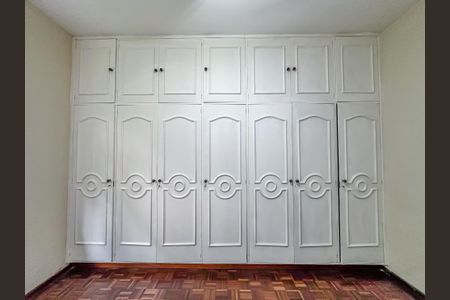 Apartamento para alugar com 110m², 3 quartos e sem vaga