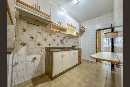 Apartamento para alugar com 110m², 3 quartos e sem vaga