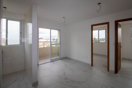 Apartamento para alugar com 37m², 2 quartos e sem vaga Apartamento para alugar com 37m², 2 quartos e sem vagaSala/Cozinha