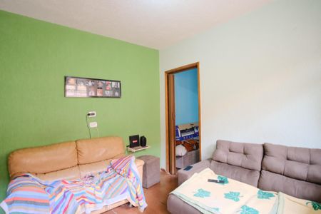 Sala de casa à venda com 2 quartos, 123m² em Chácara Califórnia, São Paulo