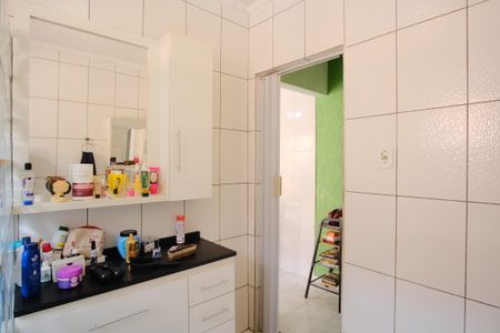 Casa para alugar com 123m², 2 quartos e 2 vagasBanheiro Social