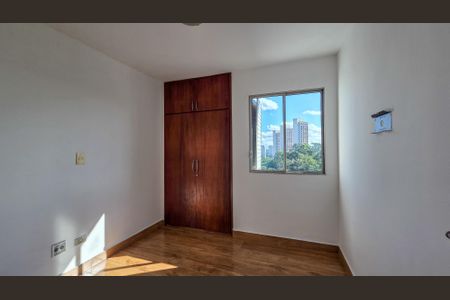 Apartamento para alugar com 226m², 3 quartos e 2 vagasQuarto 2