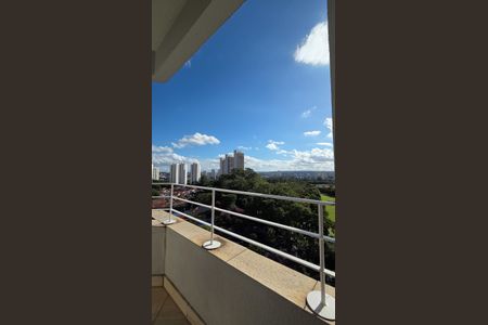 Apartamento para alugar com 226m², 3 quartos e 2 vagasVaranda