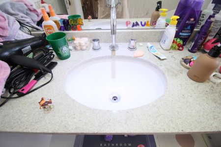 Apartamento à venda com 203m², 4 quartos e 3 vagasBanheiro 2