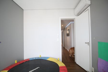 Apartamento à venda com 203m², 4 quartos e 3 vagasSuíte 2