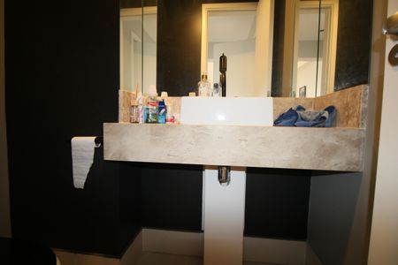 Apartamento à venda com 203m², 4 quartos e 3 vagasLavabo