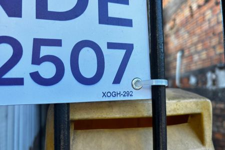 Casa à venda com 85m², 2 quartos e 1 vagaFachada