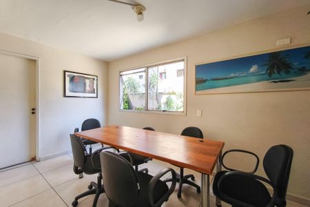 Studio para alugar com 25m², 1 quarto e sem vagaSala de Reunião