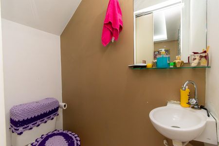 Casa de condomínio à venda com 65m², 2 quartos e 1 vagaLavabo