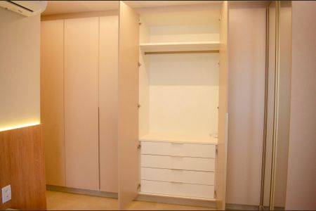 Apartamento para alugar com 105m², 3 quartos e 2 vagas