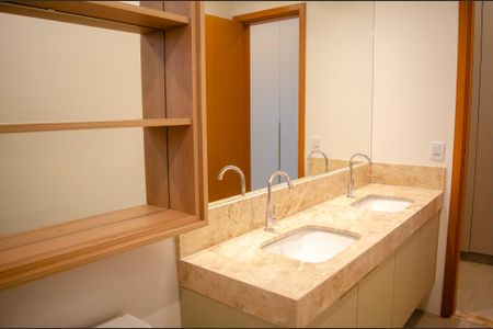 Apartamento para alugar com 105m², 3 quartos e 2 vagas