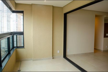 Apartamento para alugar com 105m², 3 quartos e 2 vagas