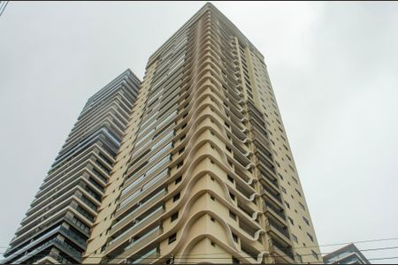 Apartamento para alugar com 105m², 3 quartos e 2 vagas