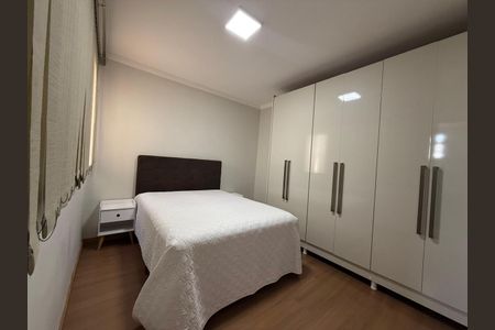 Apartamento à venda com 68m², 3 quartos e 2 vagasQuarto