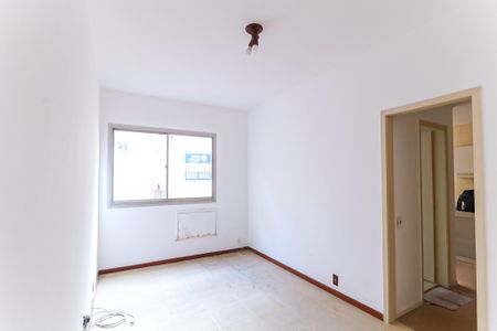 Apartamento à venda com 48m², 1 quarto e 1 vagaSala