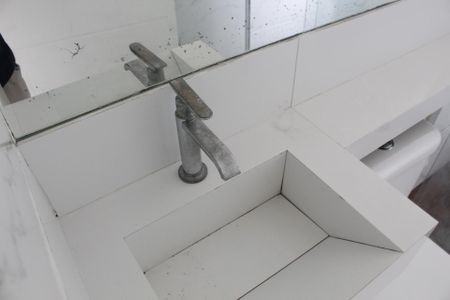 Casa para alugar com 57m², 2 quartos e 1 vagaBanheiro