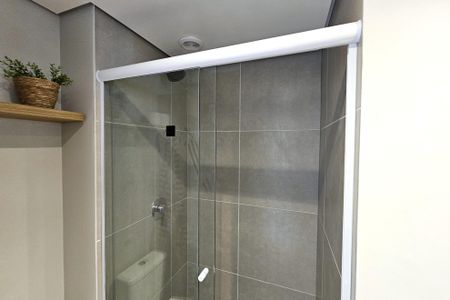 Studio para alugar com 30m², 1 quarto e 1 vaga Studio para alugar com 30m², 1 quarto e 1 vagaBanheiro