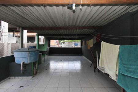 Casa à venda com 148m², 3 quartos e 2 vagasTerraço